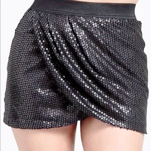 NWT Sequined Front Drape Mini Skirt